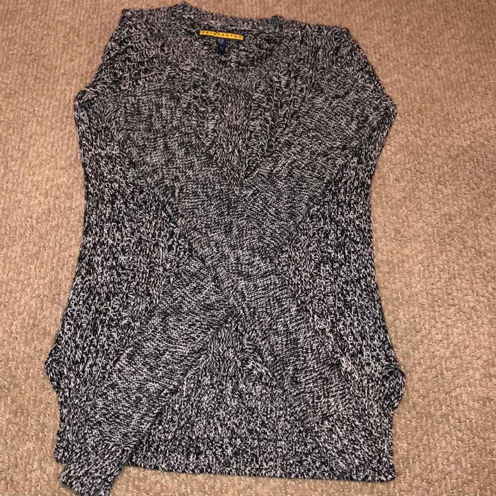 black and white warm long sleeve